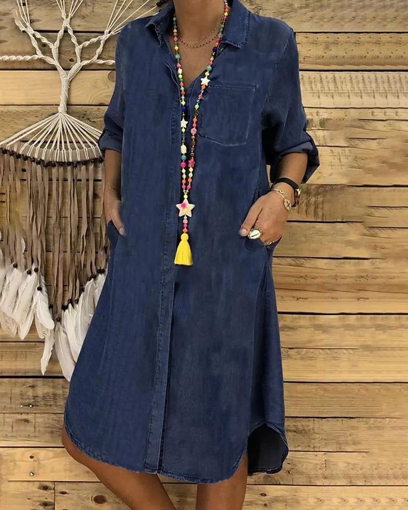 KS | Jeans midi dress with rolled-up sleeves and a breast pocket.