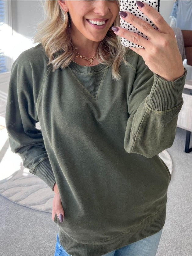 Timeless Vintage Style Pullover