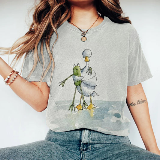 Comstylish Funny Frog And Duck Embroidery Pattern Cozy Vintage T-Shirt
