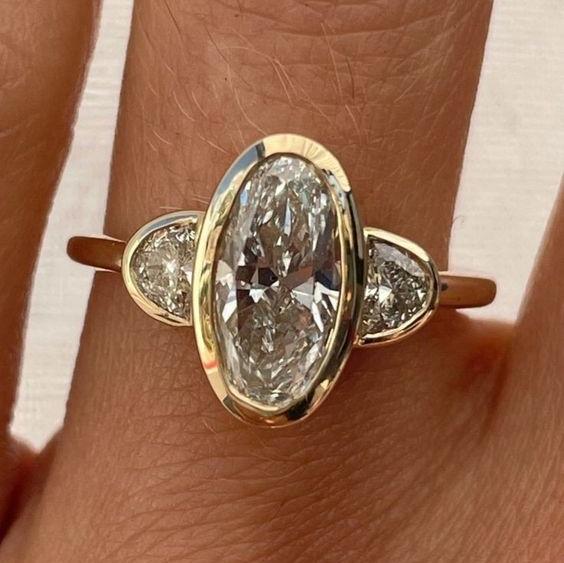 Stunning Gold Ring for Daily Wear