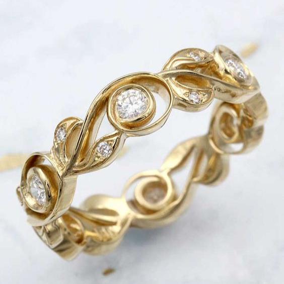 Charming Gold Ring for Any Occasion