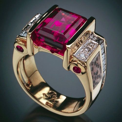 Elegant Gold Ring for Every Occasion