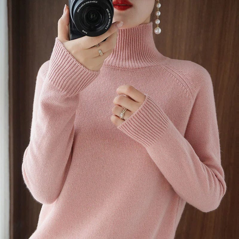 JO | Stylish turtleneck sweater