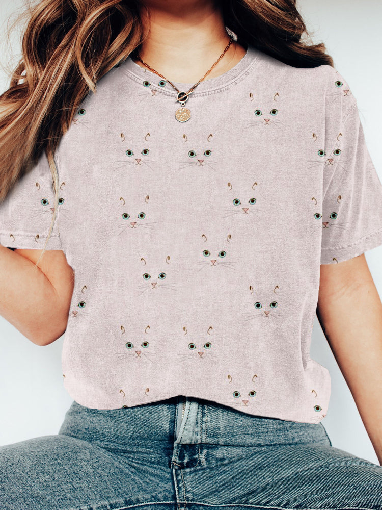 Cute Cat Face Pattern Vintage Cozy T Shirt elevenforest