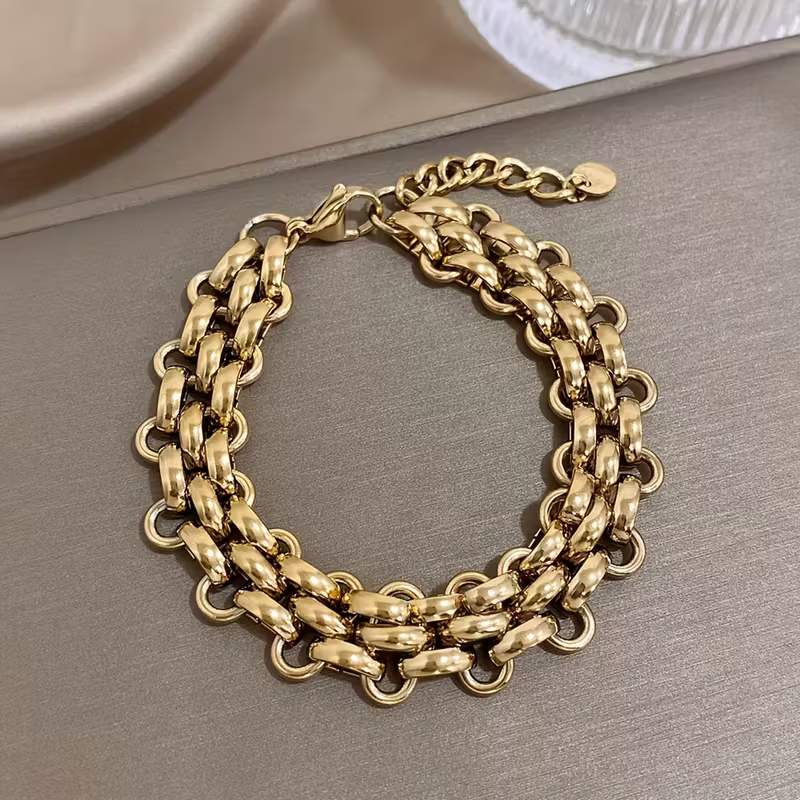 Classic Bracelet with Timeless Appeal