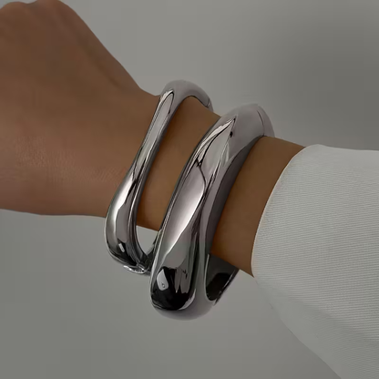 Beautiful Bracelet with Unique Style