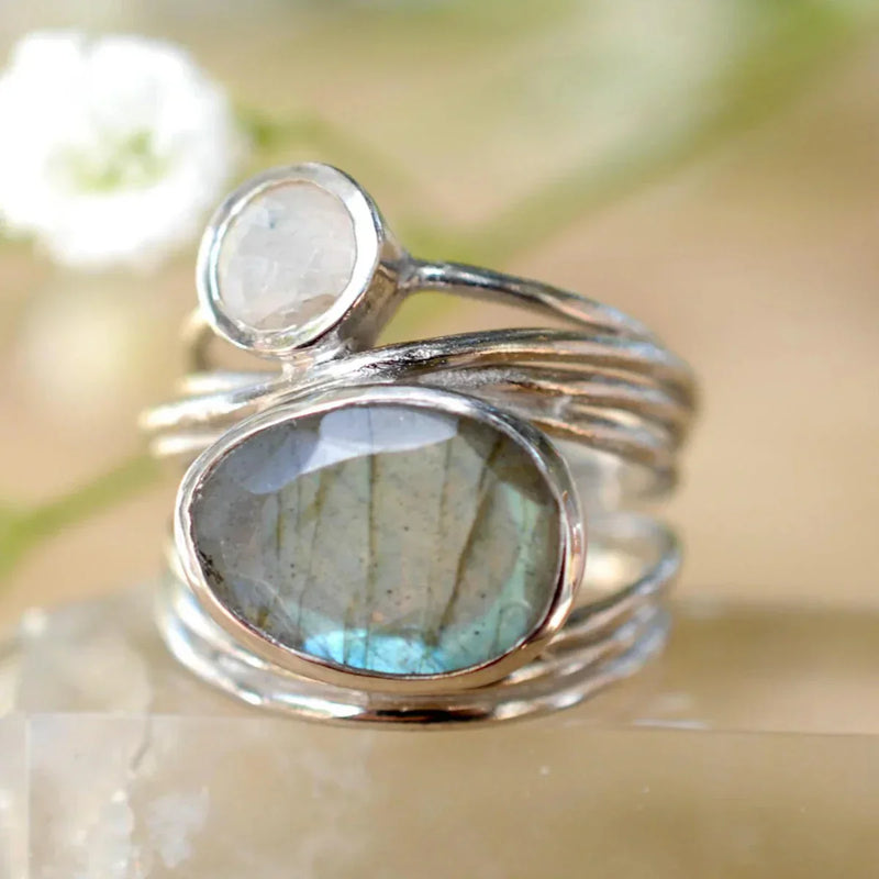 Beautiful Ring with Unique Style