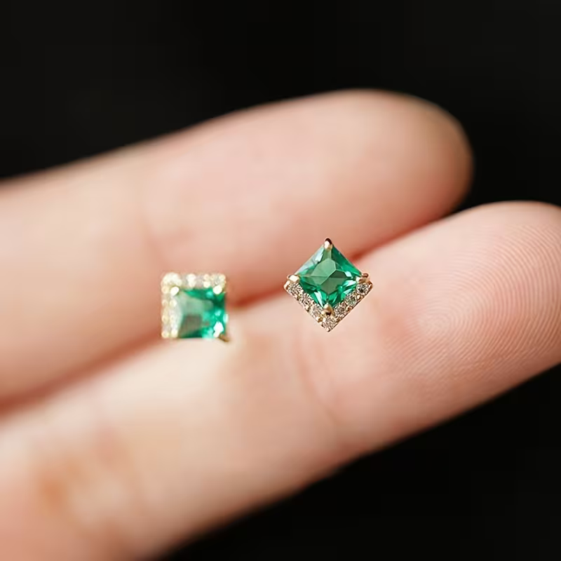 Stunning Earring for Daily Wear