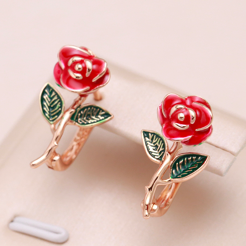 Vintage Handmade Gold Earring
