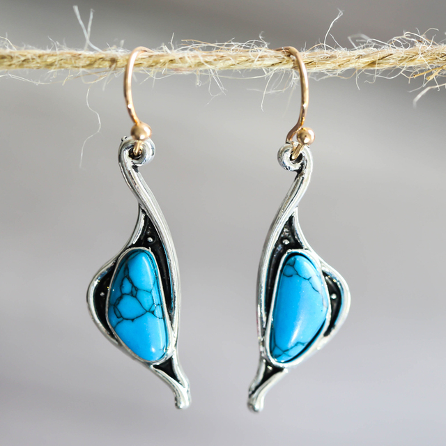 Classic Silver Earring with Timeless Appeal
