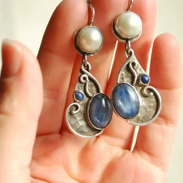 Vintage Handmade Pearl Earring