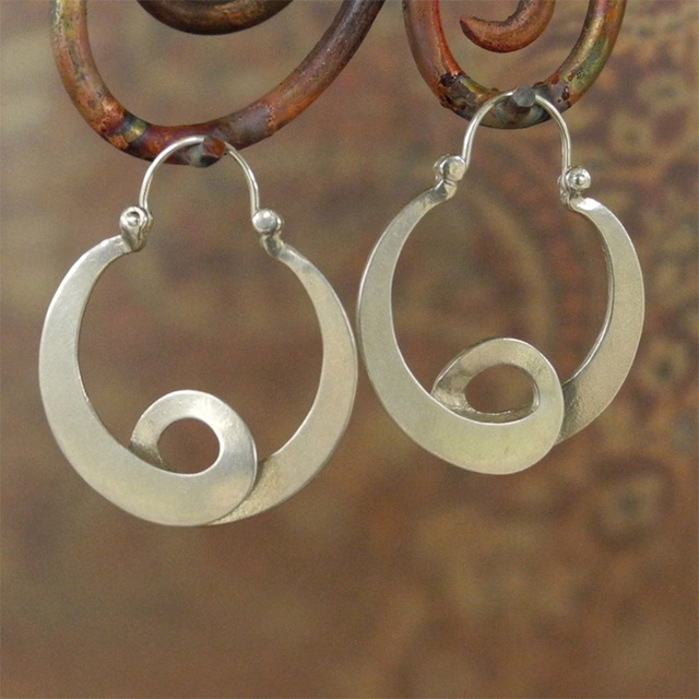 Beautiful Silver Earring with Unique Style