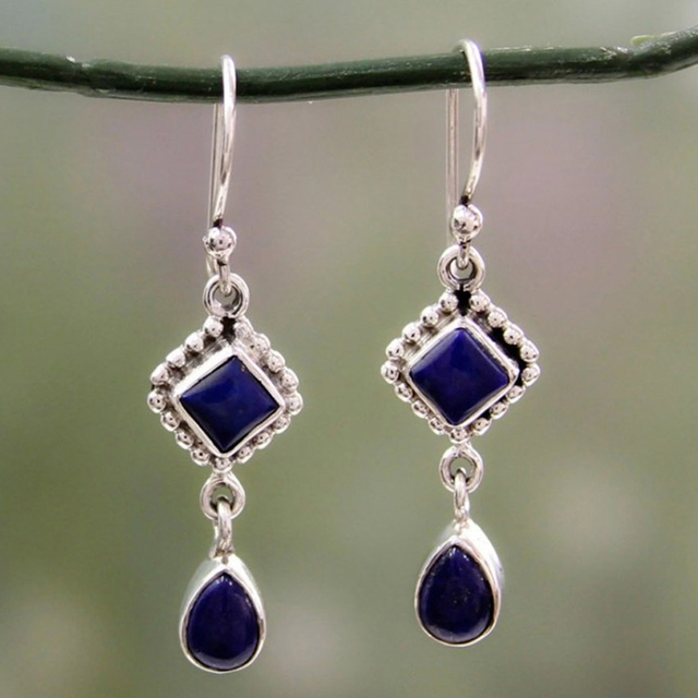Stunning Earring for Daily Wear