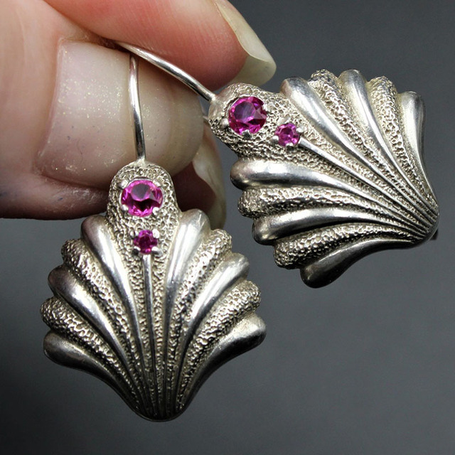 Stunning Earring for Daily Wear