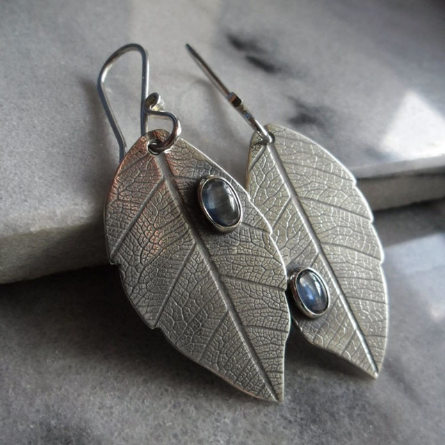 Elegant Silver Earring for Every Occasion