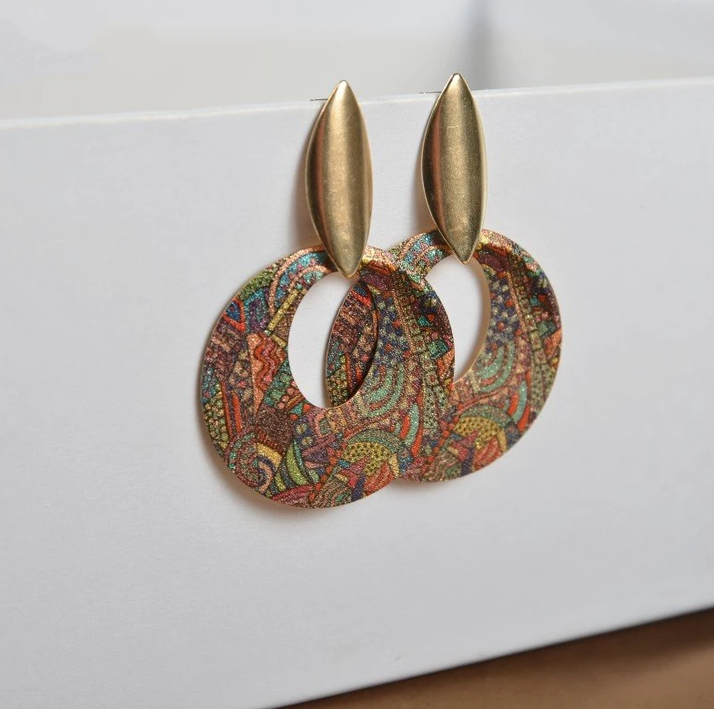 Vintage Handmade Gold Earring