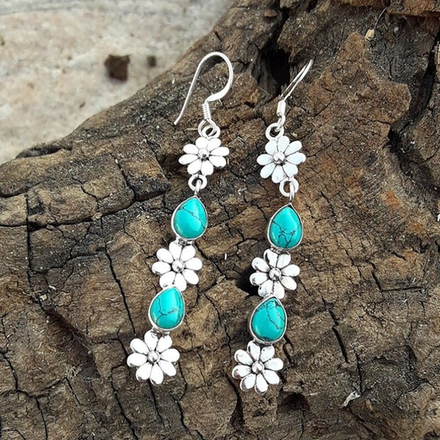 Vintage Handmade Earring