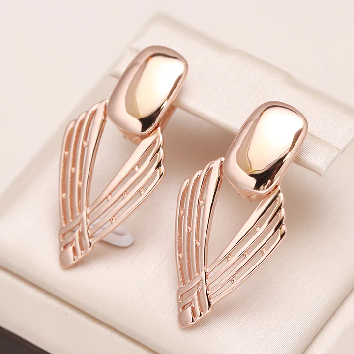 Delicate Artisan Gold Earring
