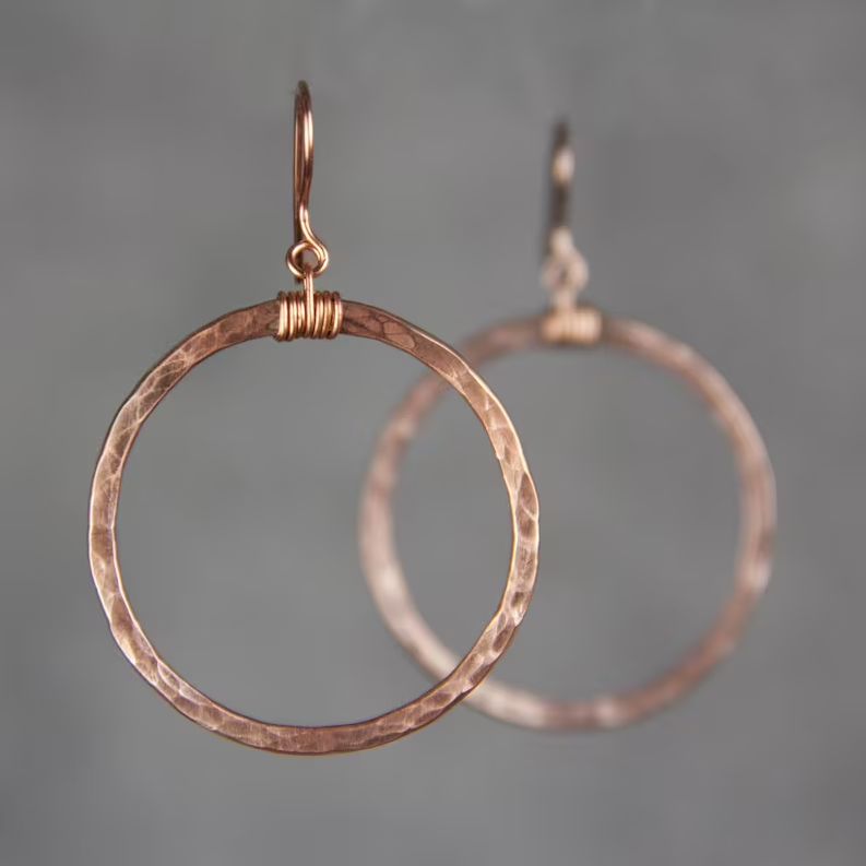 Romantic Gold Earring for Special Moments