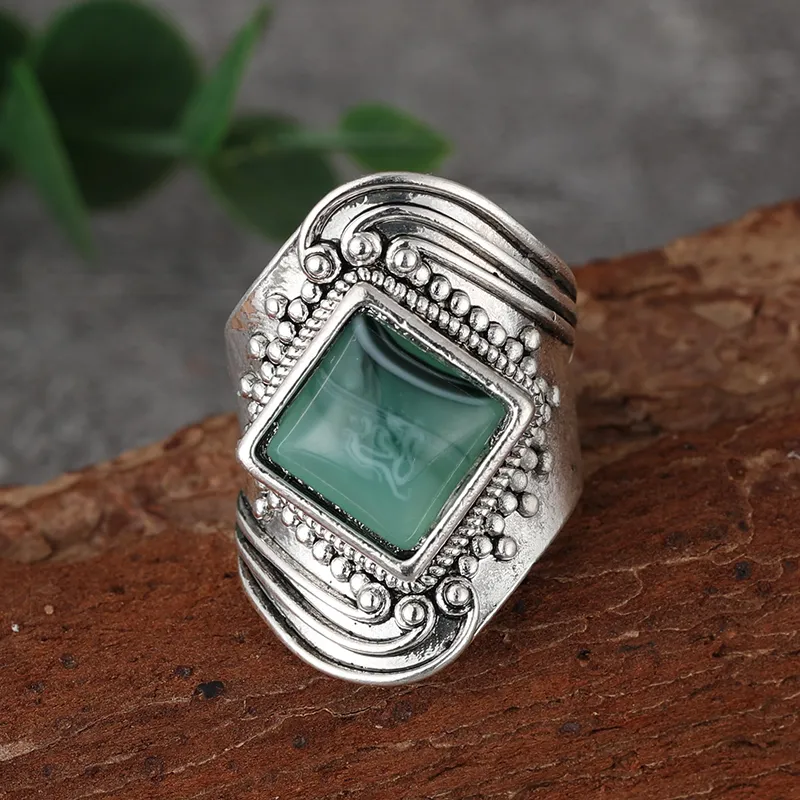 Classic Ring with Timeless Appeal
