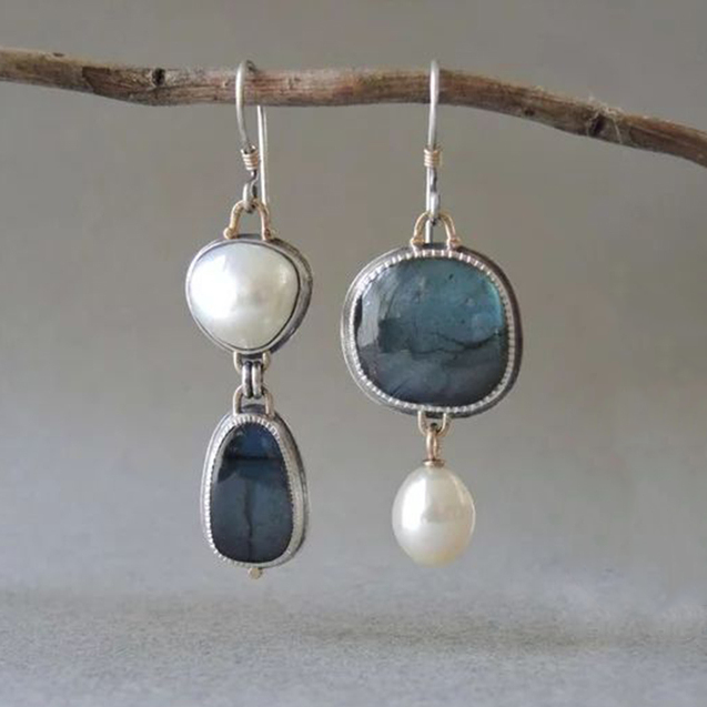 Vintage Handmade Earring