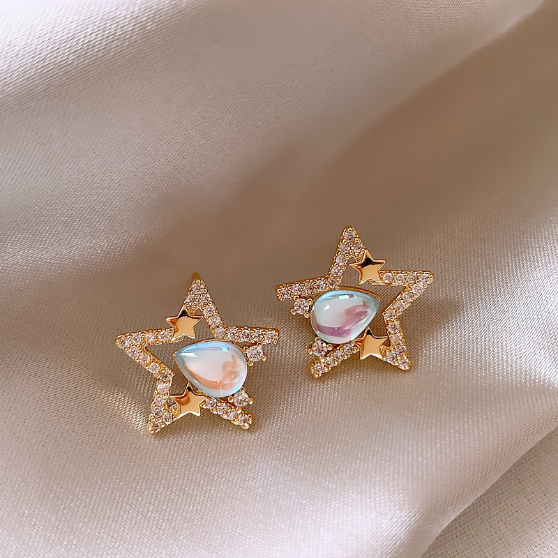 Stunning Earring for Daily Wear