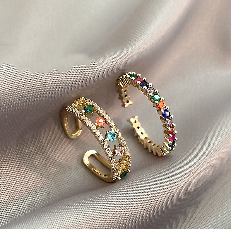 Charming Earring for Any Occasion