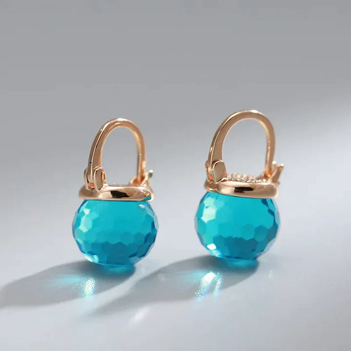 Charming Earring for Any Occasion