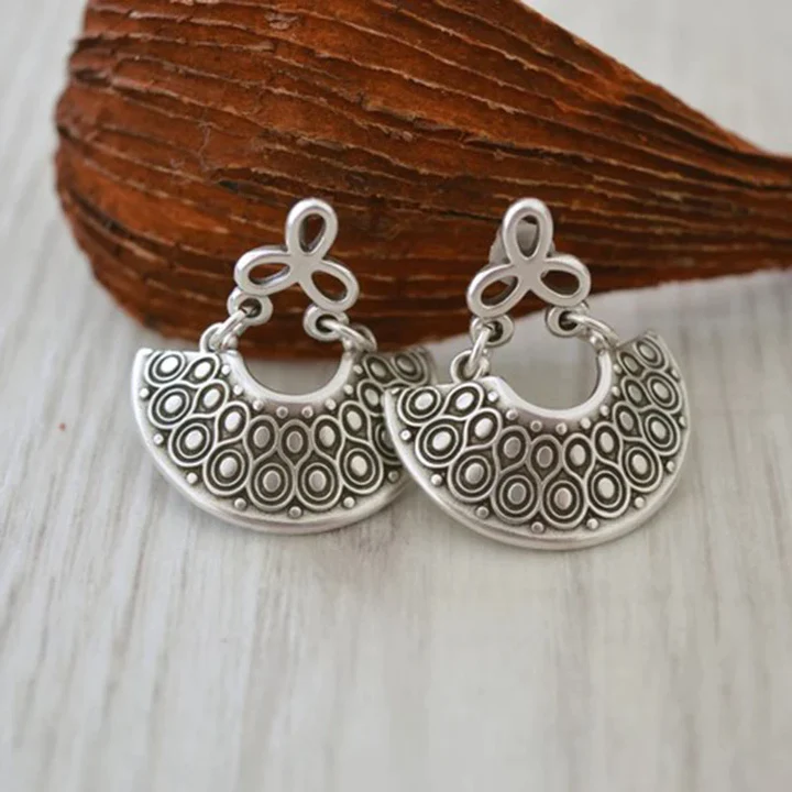 Stunning Earring for Daily Wear