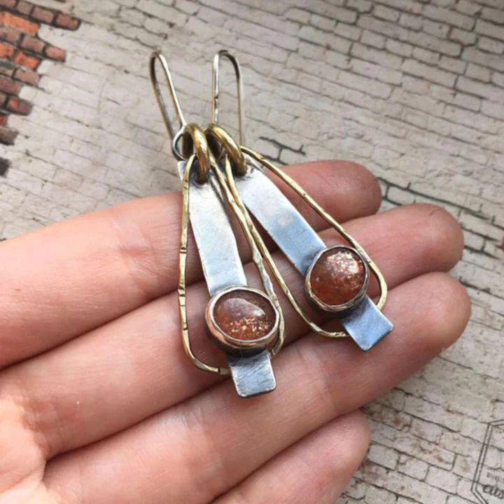 Charming Earring for Any Occasion