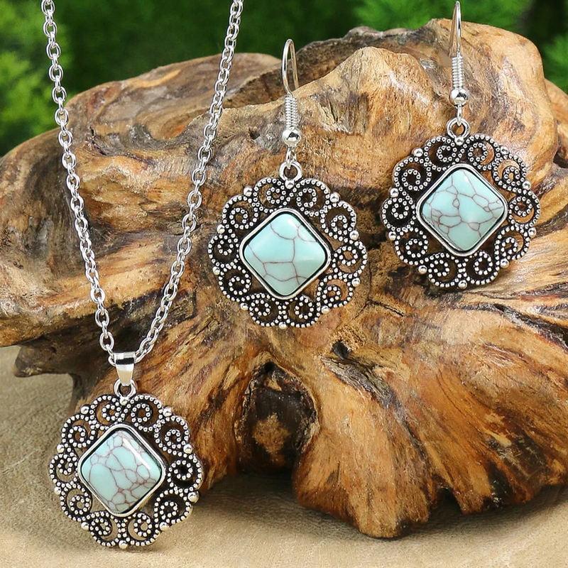 Stunning Set for Daily Wear