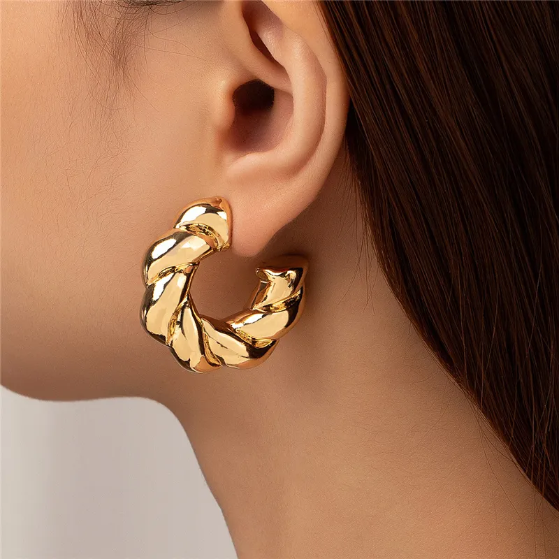 Vintage Handmade Gold Earring