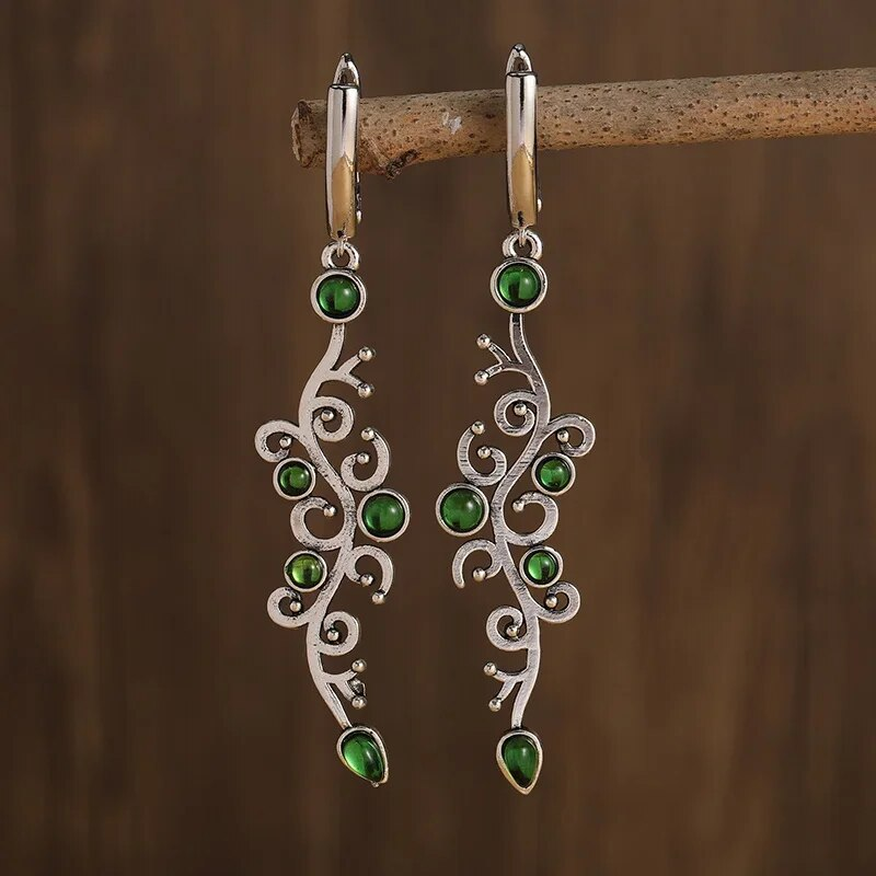 Romantic Silver Earring for Special Moments