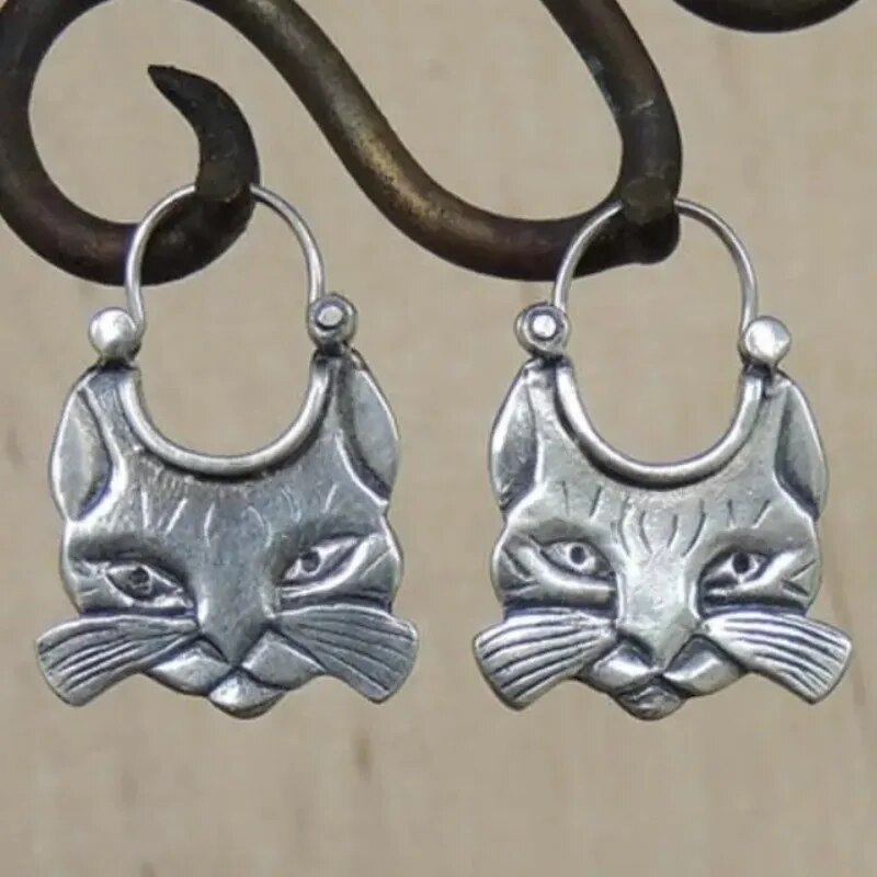 Delicate Artisan Silver Earring
