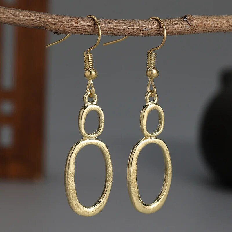 Charming Earring for Any Occasion
