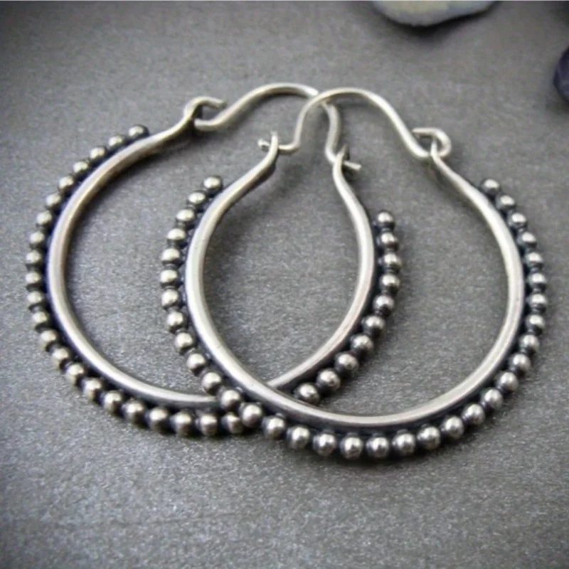 Elegant Silver Earring for Every Occasion