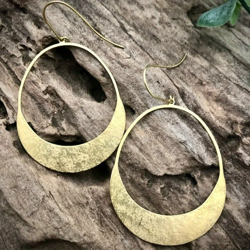 Vintage Handmade Gold Earring