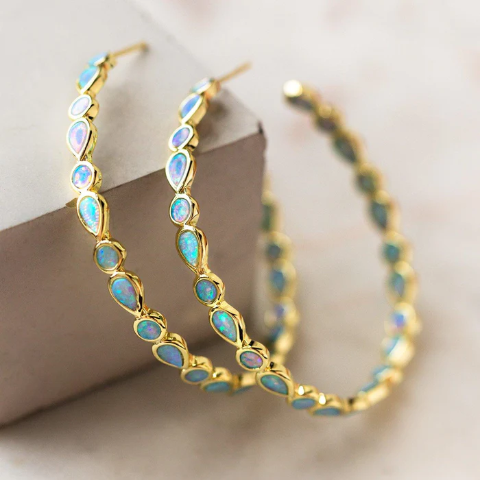 Stunning Gold Earring for Daily Wear