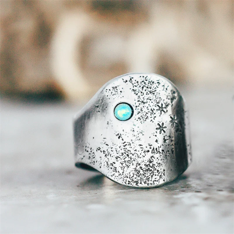 Classic Ring with Timeless Appeal