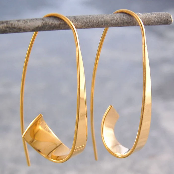 Stunning Earring for Daily Wear