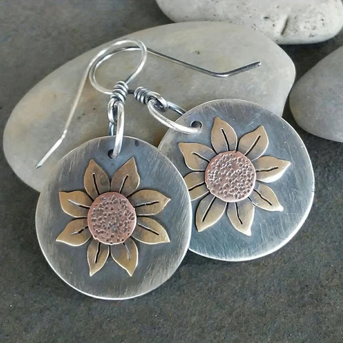Stunning Earring for Daily Wear