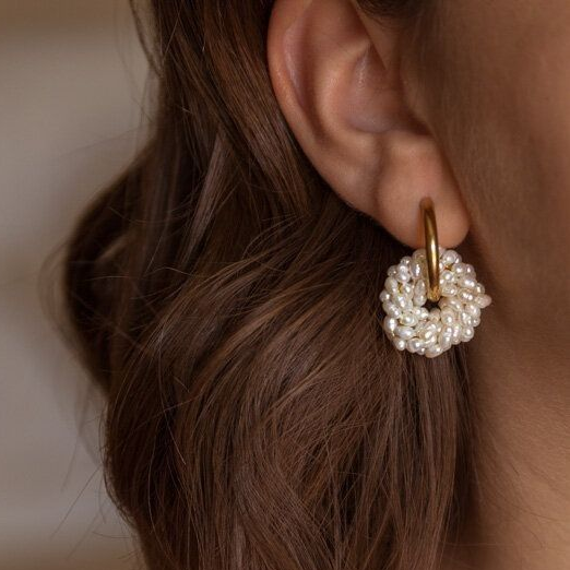 Charming Pearl Earring for Any Occasion