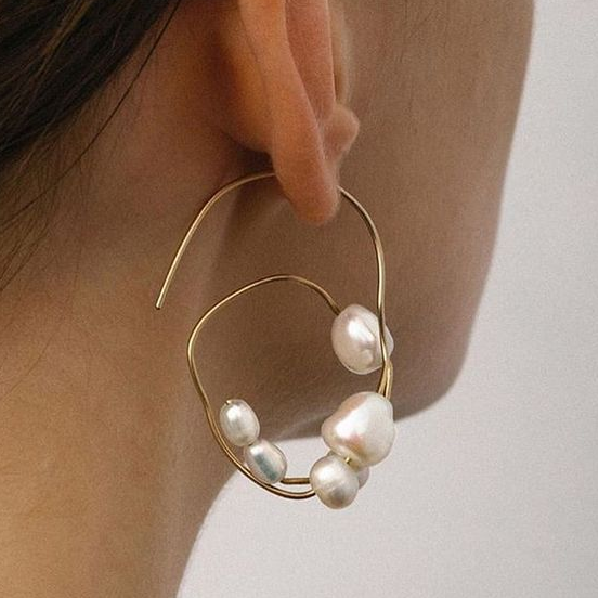 Stunning Pearl Earring for Daily Wear