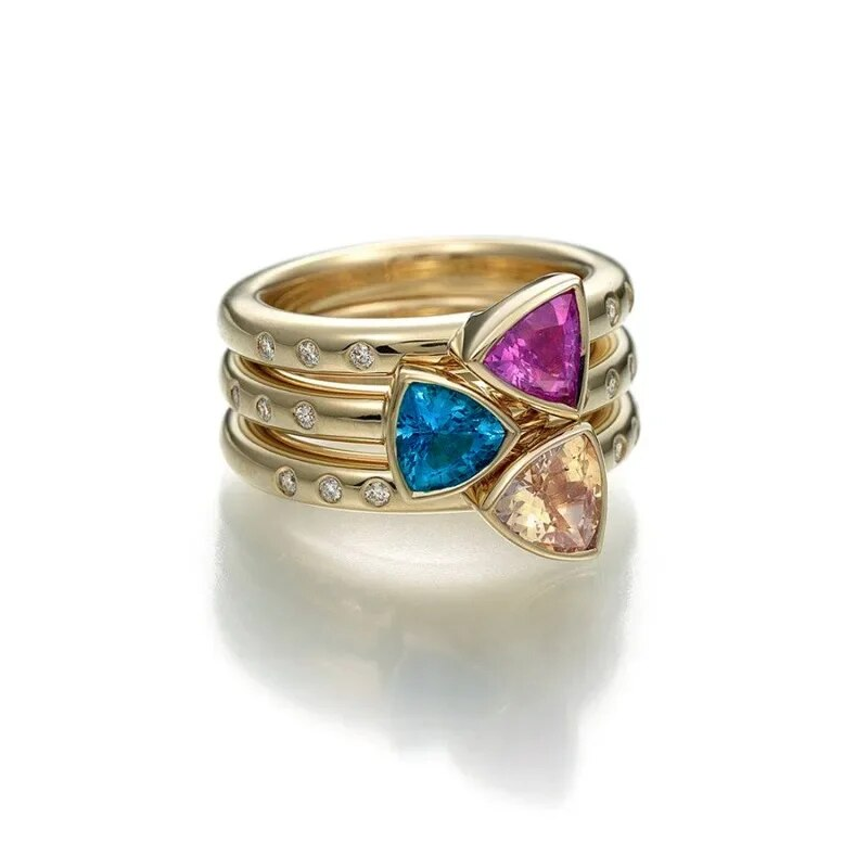 Classic Gold Ring with Timeless Appeal