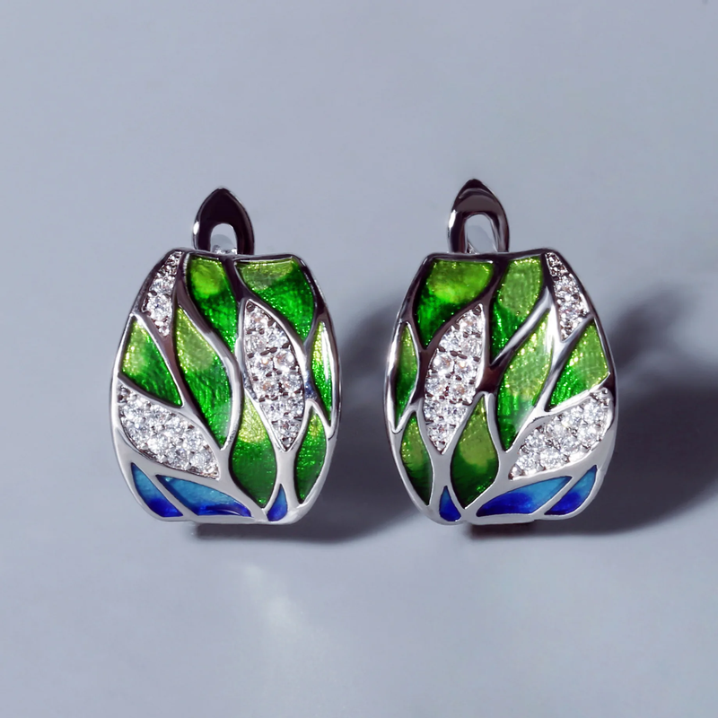 Charming Earring for Any Occasion
