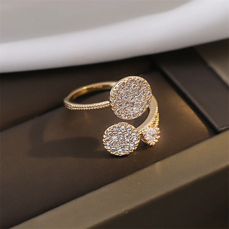 Stunning Gold Ring for Daily Wear