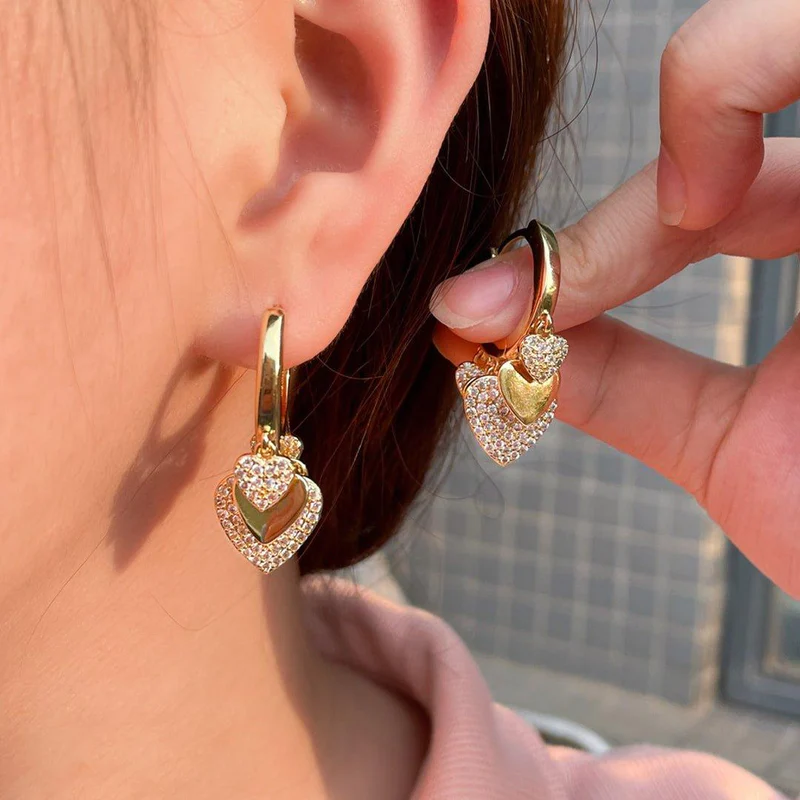 Beautiful Gold Earring with Unique Style