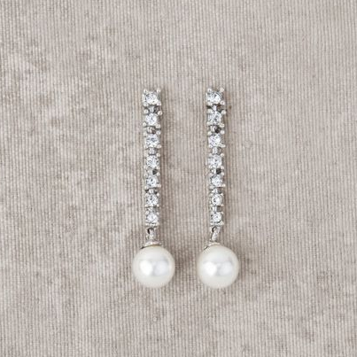 Elegant Silver Earring for Every Occasion