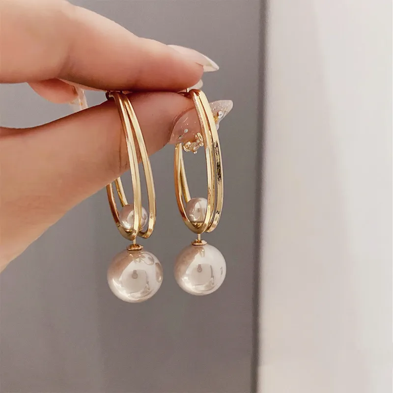 Delicate Artisan Gold Earring