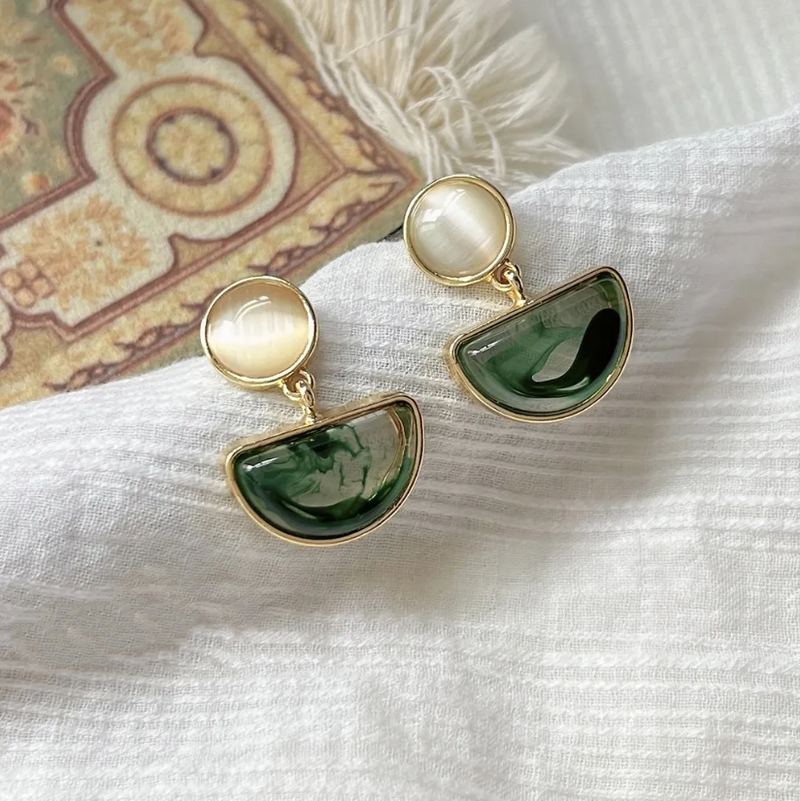Beautiful Earring with Unique Style